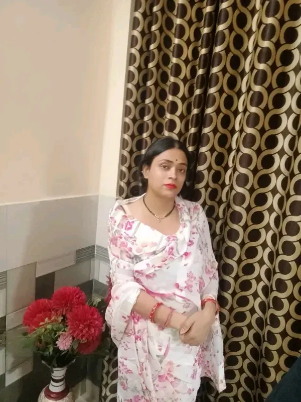 Customer photo from Sarita Pathak